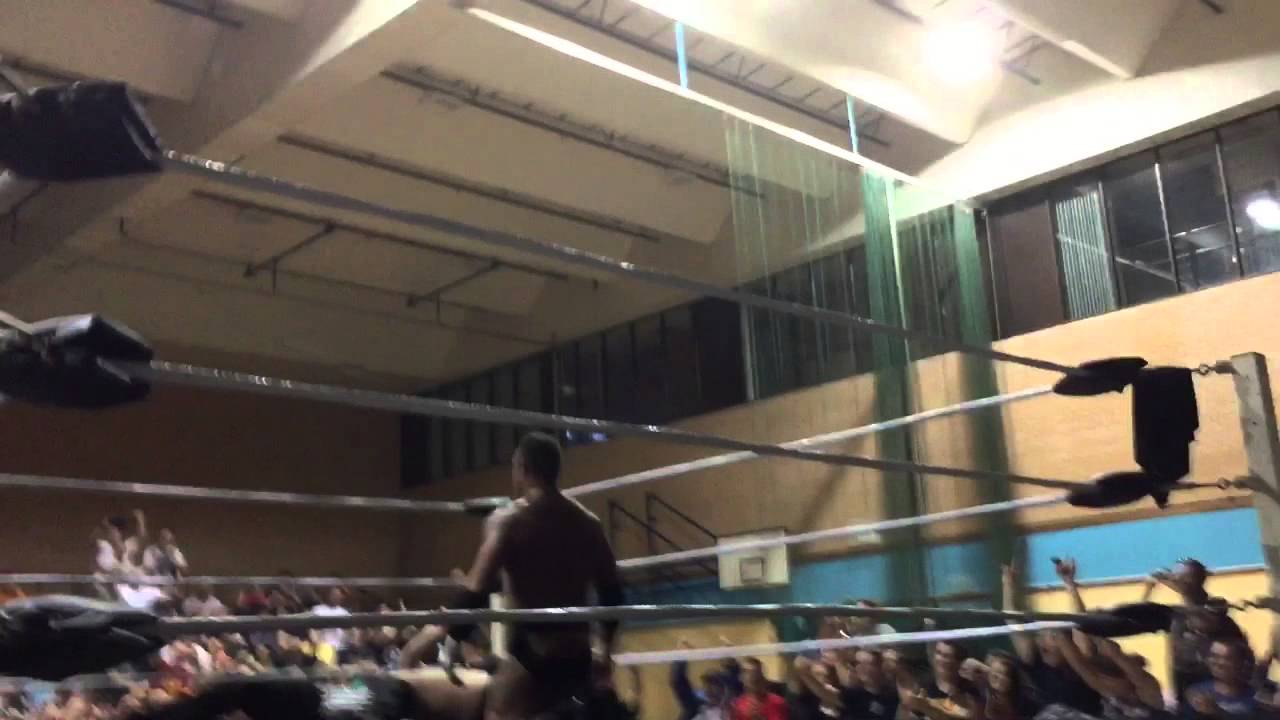 Leo Moore And Awesome Echo123 Watch Mr Anderson Win The PWP Heavyweight ...