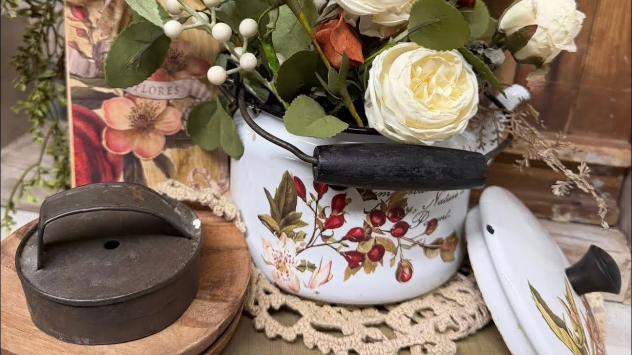 Fb live : IOD transfers and vintage kettle cottage charm 