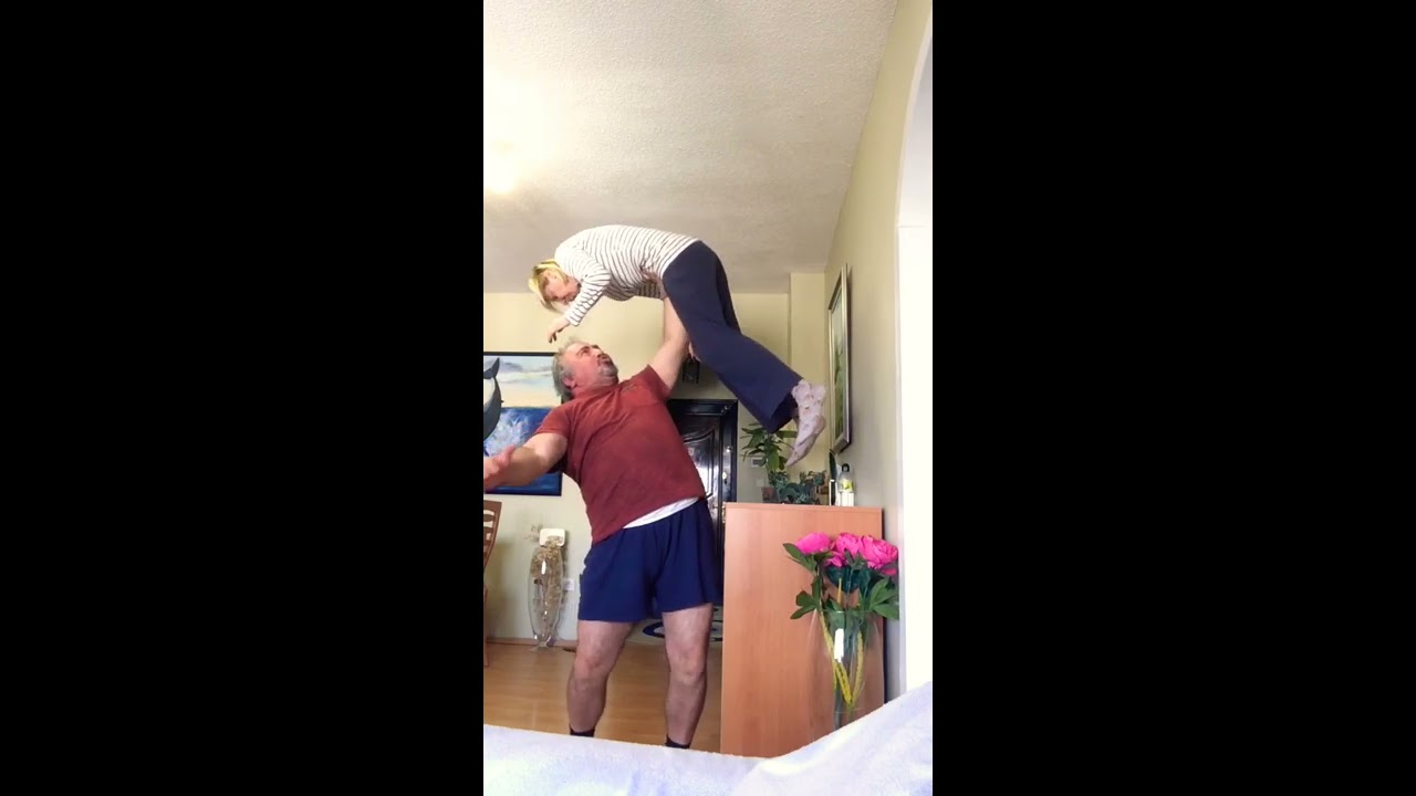 ONE ARM HUMAN LIFT & PRESS YouTube