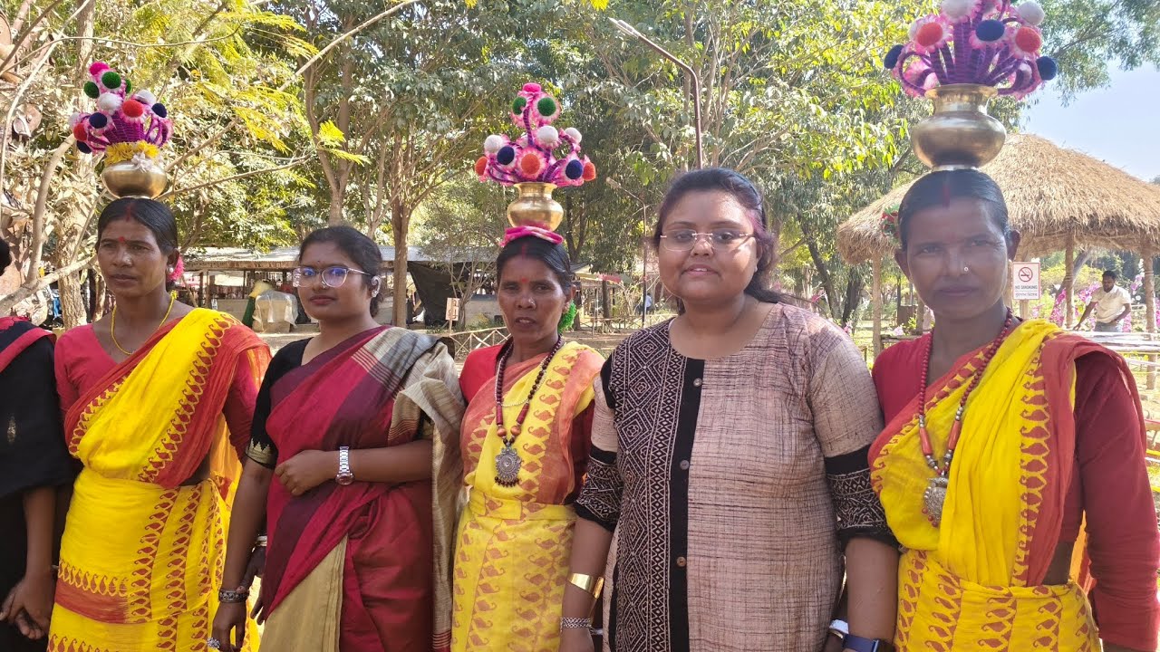 শান্তিনিকেতনের নাচ-গান করে কাটালাম।