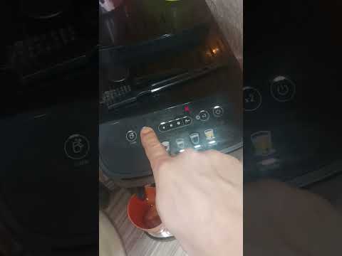 Кофемашина Delonghi magnifica
