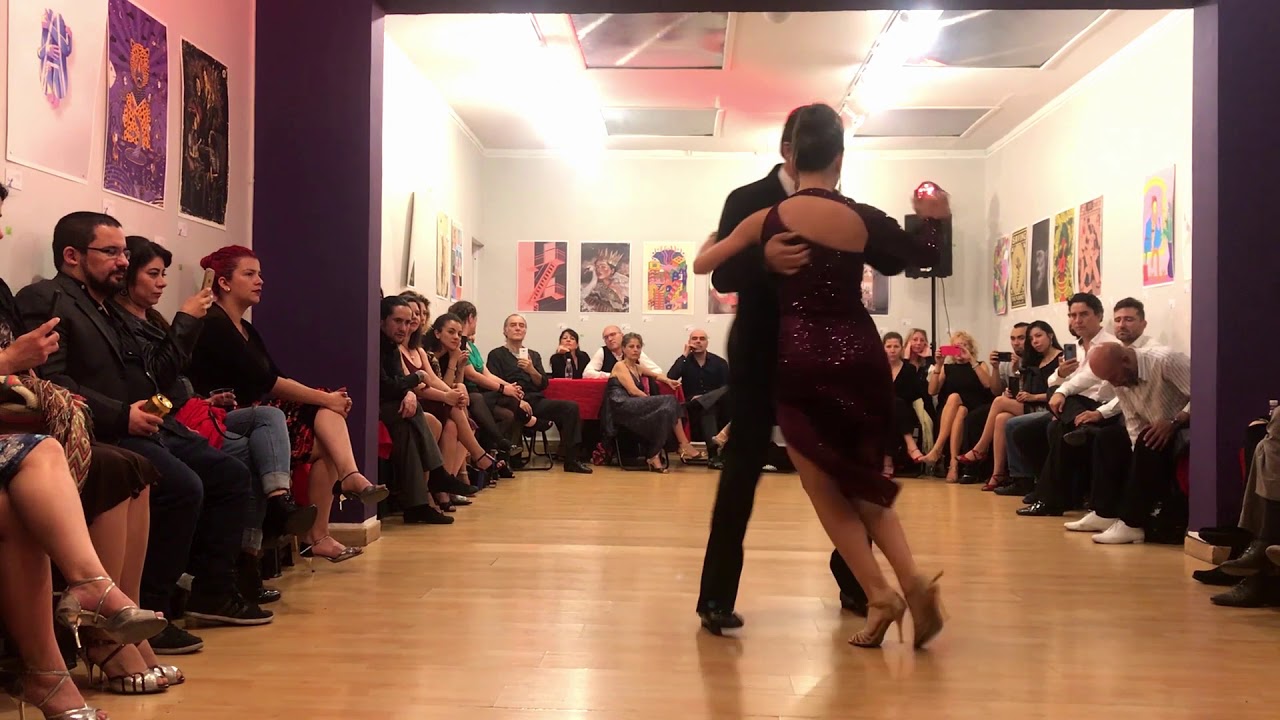 Vittoria Franchina y Edwin Olarte en Milonga de Gala Internacional Tinta Roja 1/2