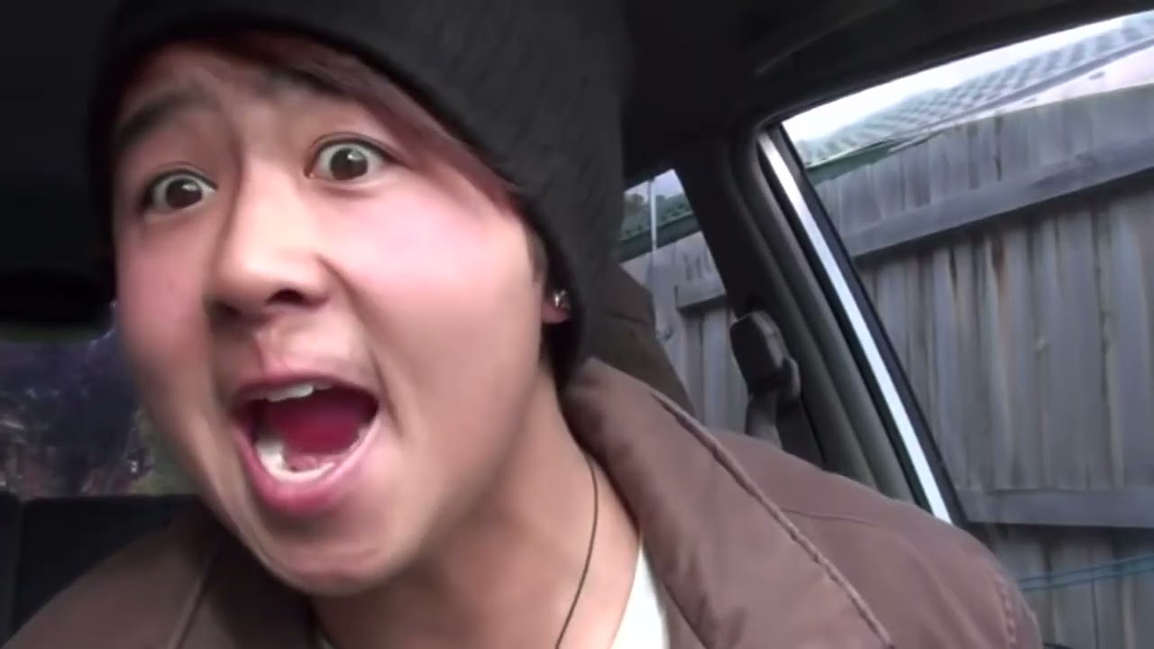 YouTube에서 "B plus!" - Sparta Remix 보기 YouTube에서 "B plus!" - Sparta Remix 보기