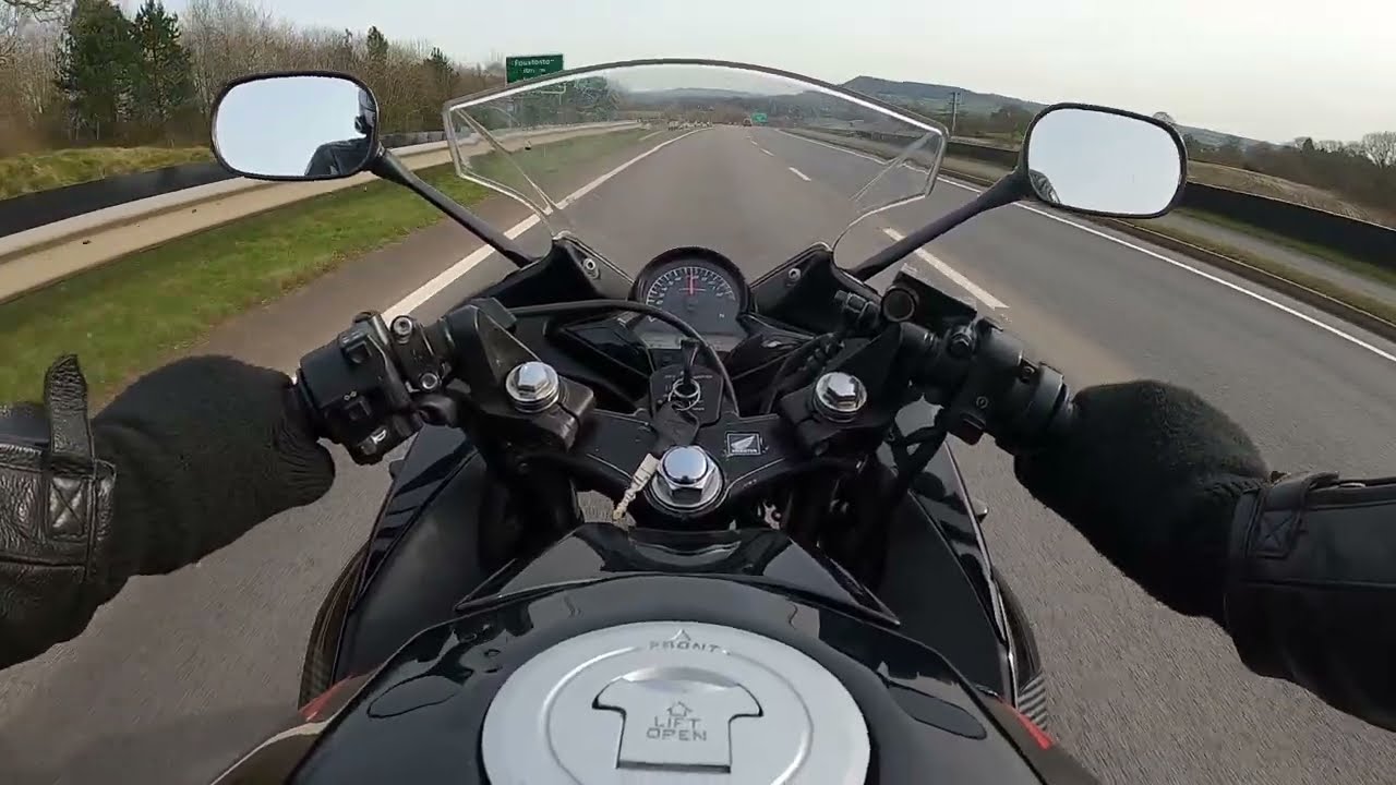 CBR125.好調.綺麗.始動動画 2016 Honda CBR125R Walkaround & Test Ride - YouTube