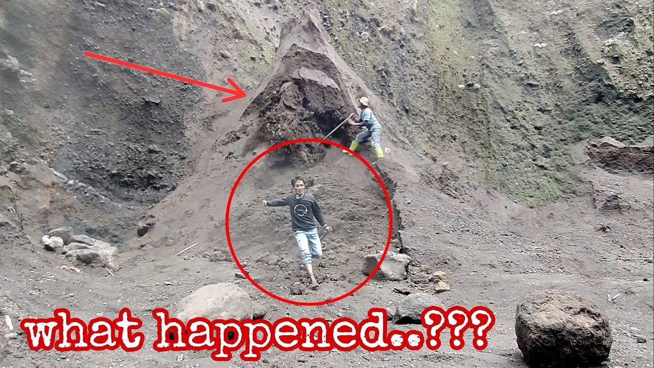 dangerous try to collapse this sand dune