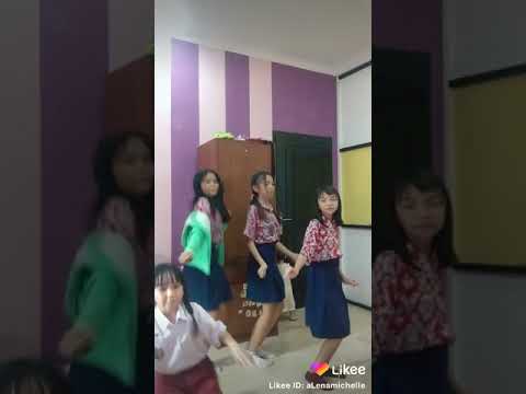 Goyang cabe2an Likee Anak Smp zaman Noww park2