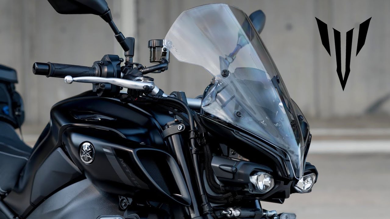 2022 Yamaha MT-10 with Accessories - WALKAROUND - YouTube