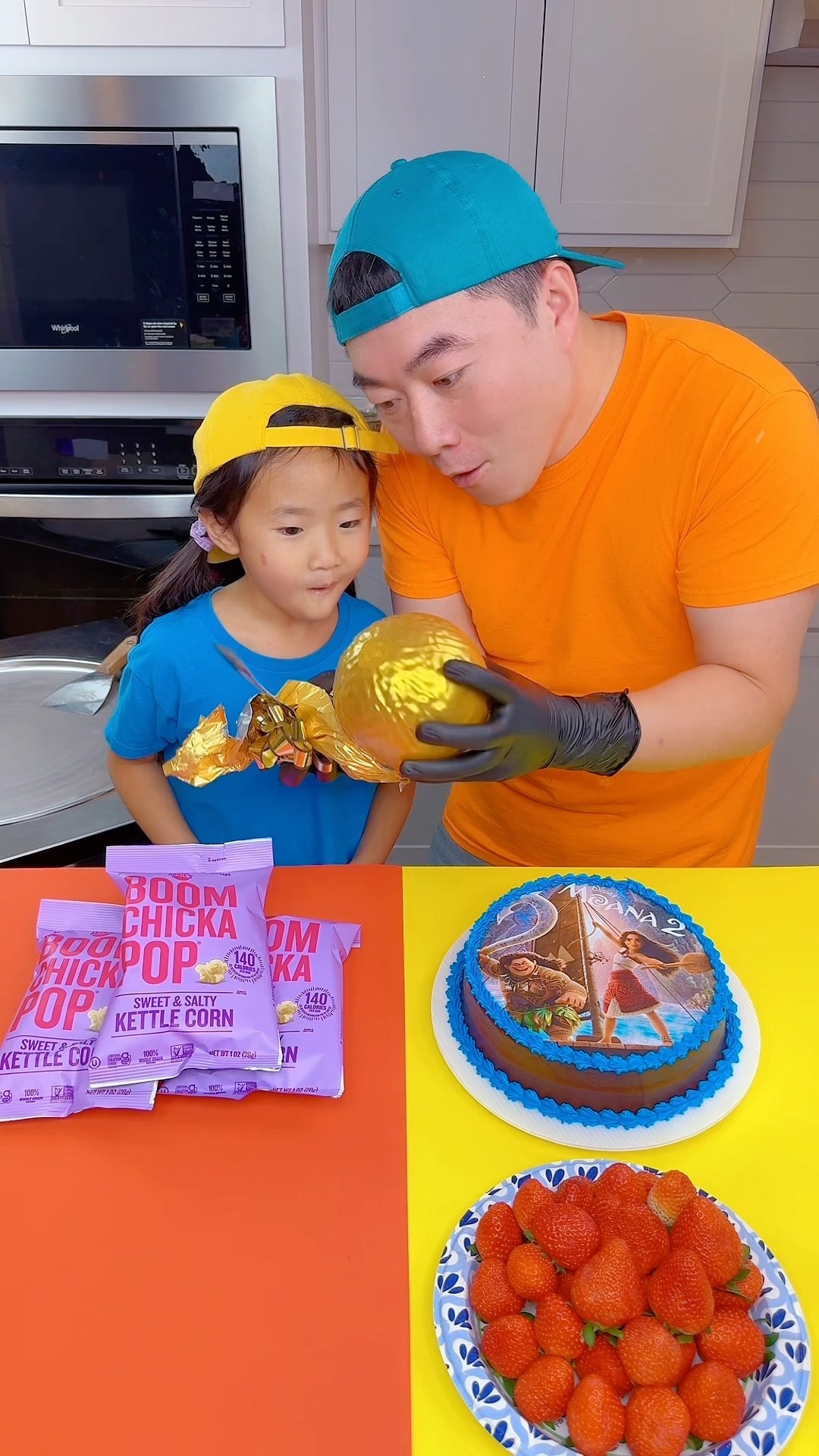 Moana 2 cake vs FERRERO ROCHER ice cream challenge!?#ferrero #funny by Ethan Funny Family