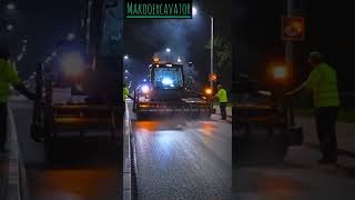 Paver Machine Laying Fresh Asphalt #PaverMachine #AsphaltPaving #shorts