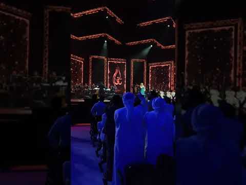 تحية اسطورية لأنغام بعد أداء وصلتها بحفلها الأخير على مسرح أرينا دبي 