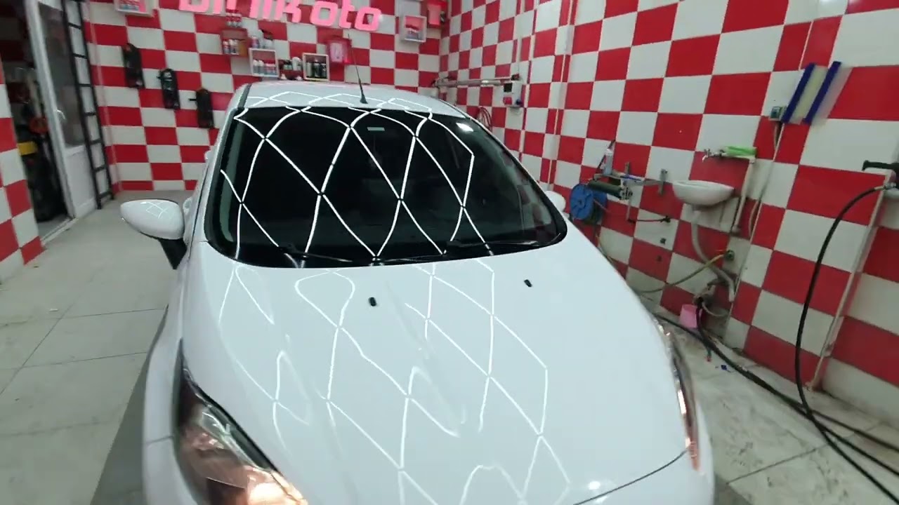 Ford Fiesta // Android Multimedya, Boya Onarımı, Detaylı Temizlik, Motor Koruma, LLumar Cam Filmi