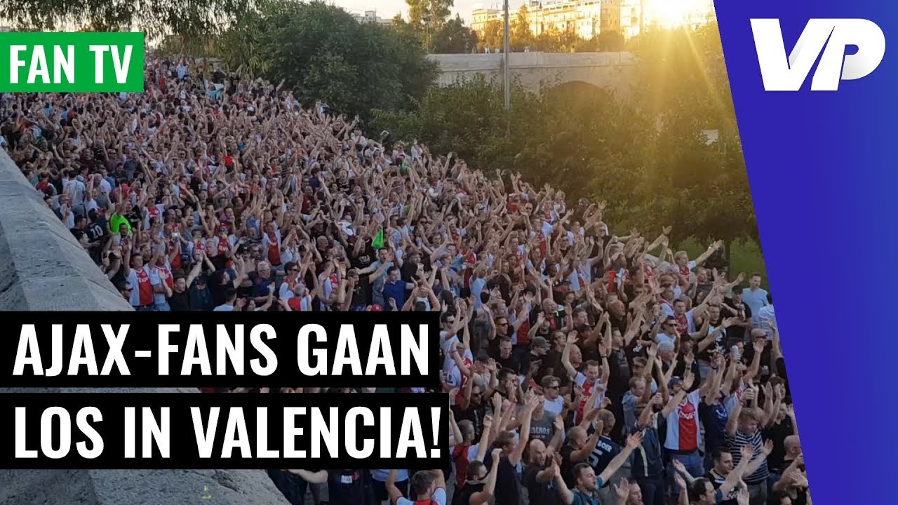 ENTRADA! 🔥 Ajax-fans GAAN LOS in centrum Valencia