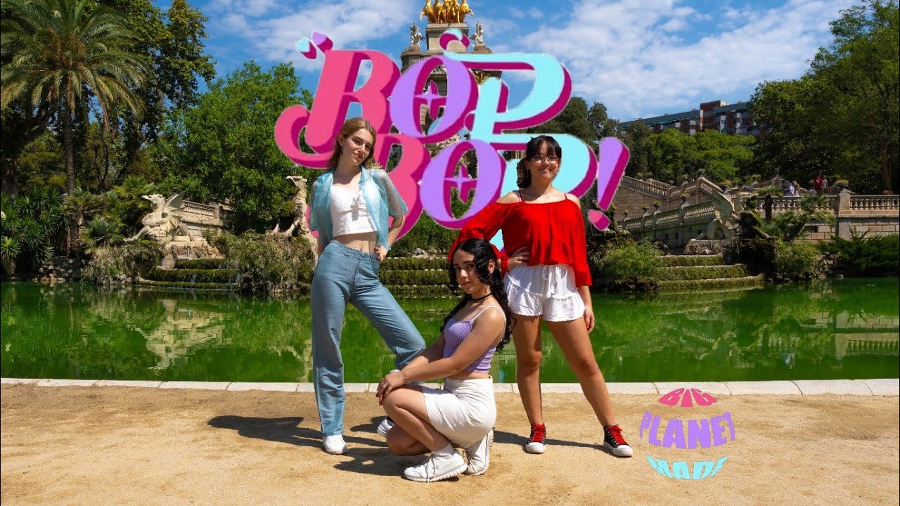 [KPOP IN PUBLIC] VIVIZ - BopBop {Dance cover by BAKSU} - YouTube