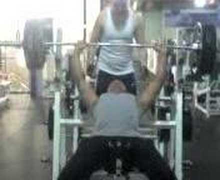 Dan Nesbitt Incline Press 315 1x Easily