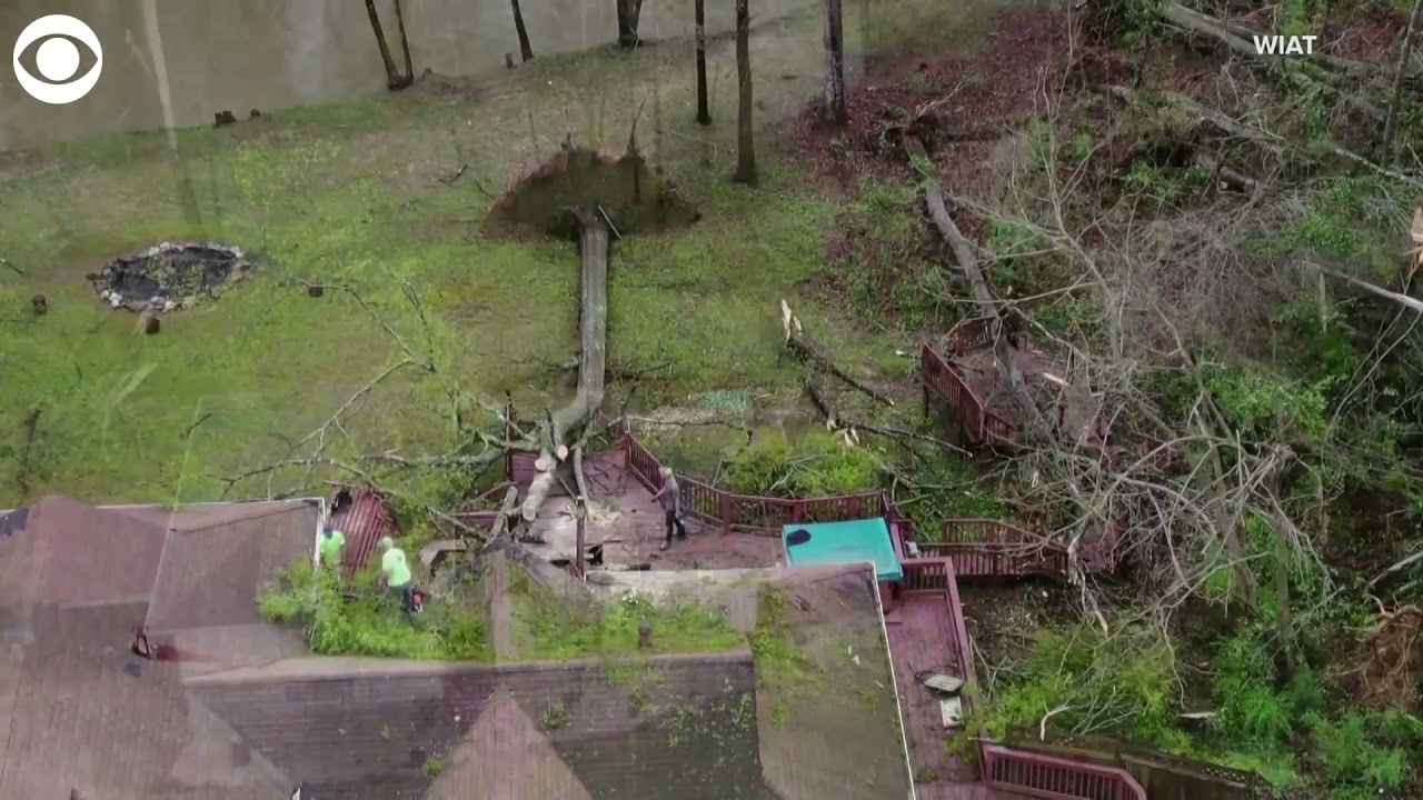 Severe storms and tornadoes hit the South, killing at least 6 and ...