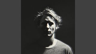 Video voorbeeld van "Ben Howard - Rivers In Your Mouth"