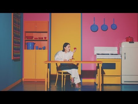 安田レイ 『over and over』Music Video（花王「PYUAN」 TV CMテーマソング）