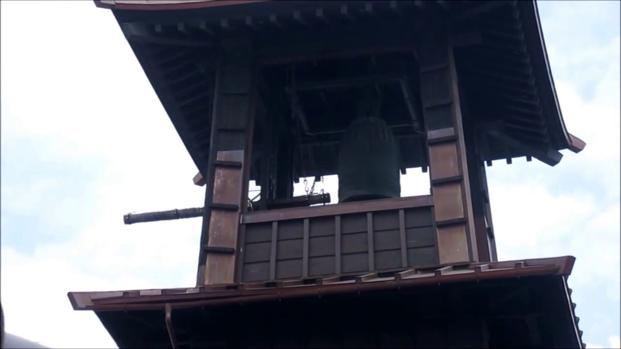 時の鐘 川越(12:00) - YouTube