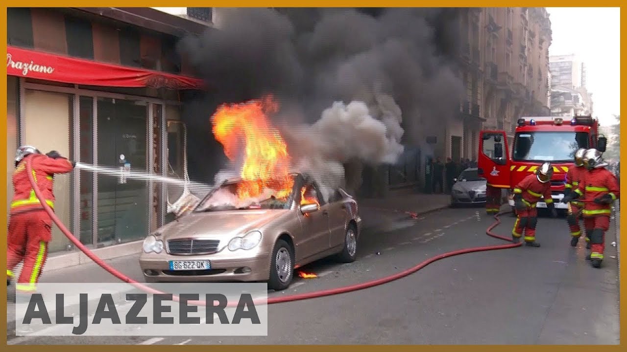 🇫🇷 عيد العمال: عشرات الجرحى في أعمال شغب قام بها فوضويون و"السترات الصفراء" في باريس | الجزيرة الإنجليزية