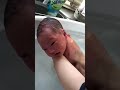 お風呂が気持ちい生後６日の赤ちゃん（新生児と保育士ママ）＃沐浴＃Shorts