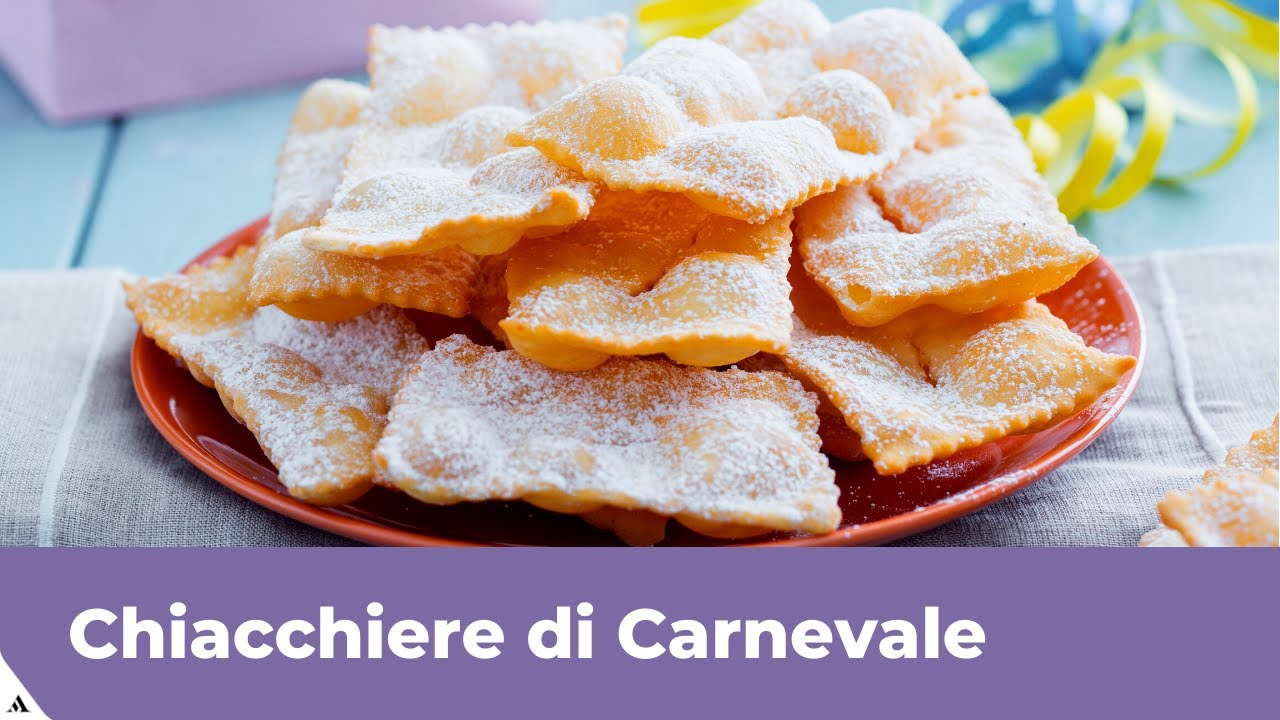 CHIACCHIERE: traditional Italian fried pastries 