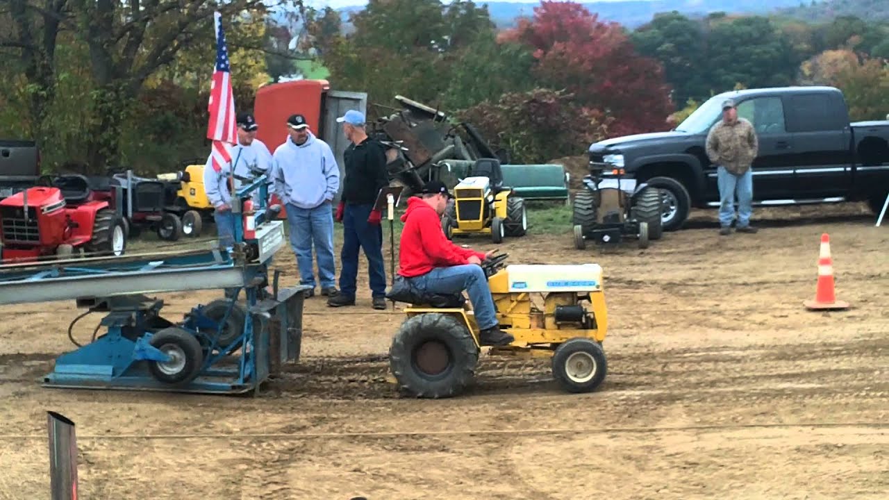 Cub 123 Pulling Delmont Apple Festival '12 YouTube