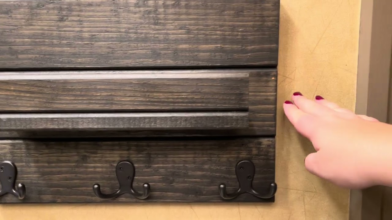 Обзор подвесной полки Calder с крючками | Настенная полка в деревенском стиле для прихожей (темны...