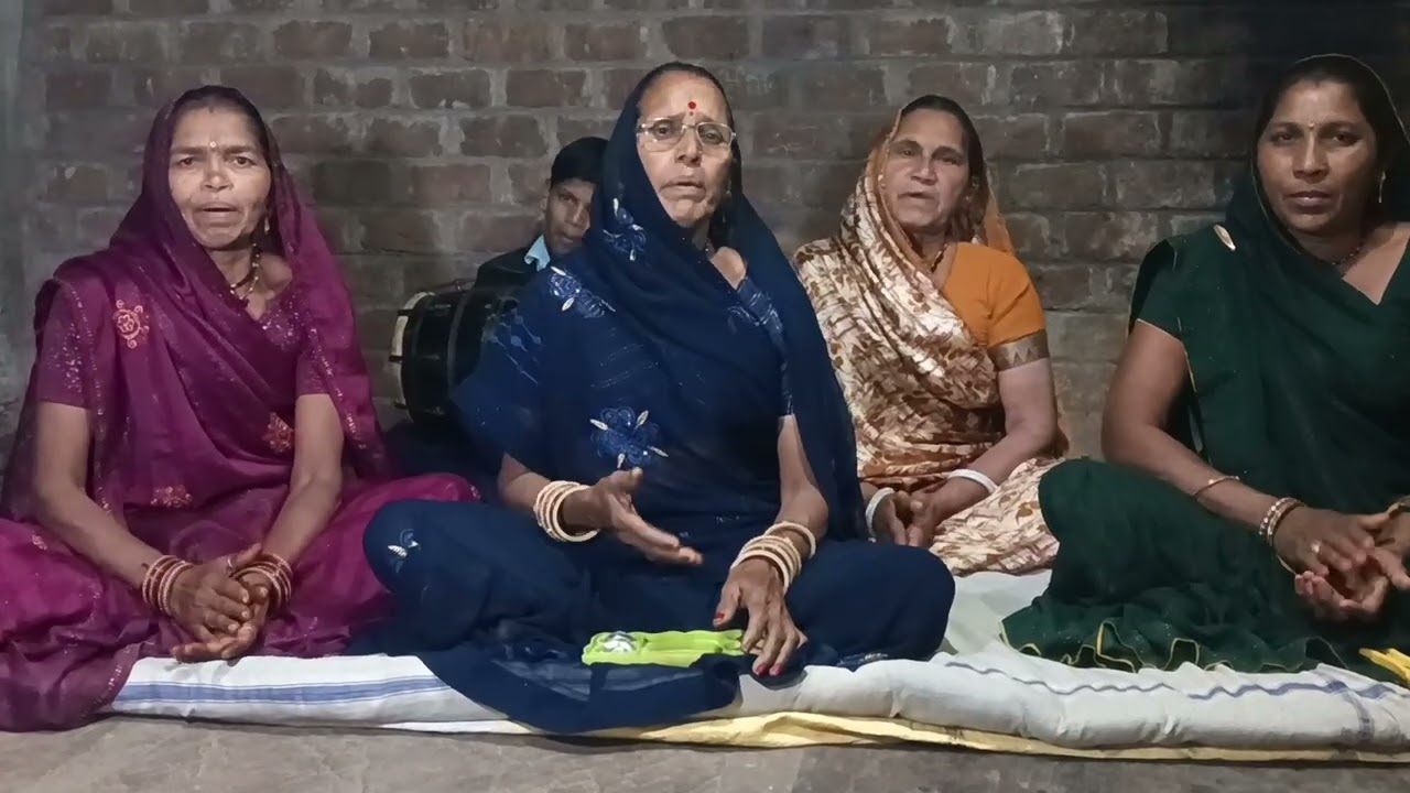 🚩 सीयाराम बाबा रगंई गया 🚩 नर्मदा का रंग म 🚩|| 🙏🏻🙏🏻 shiyaram Baba nimadi bajan 🙏🏻|| kamlabaichoukse 