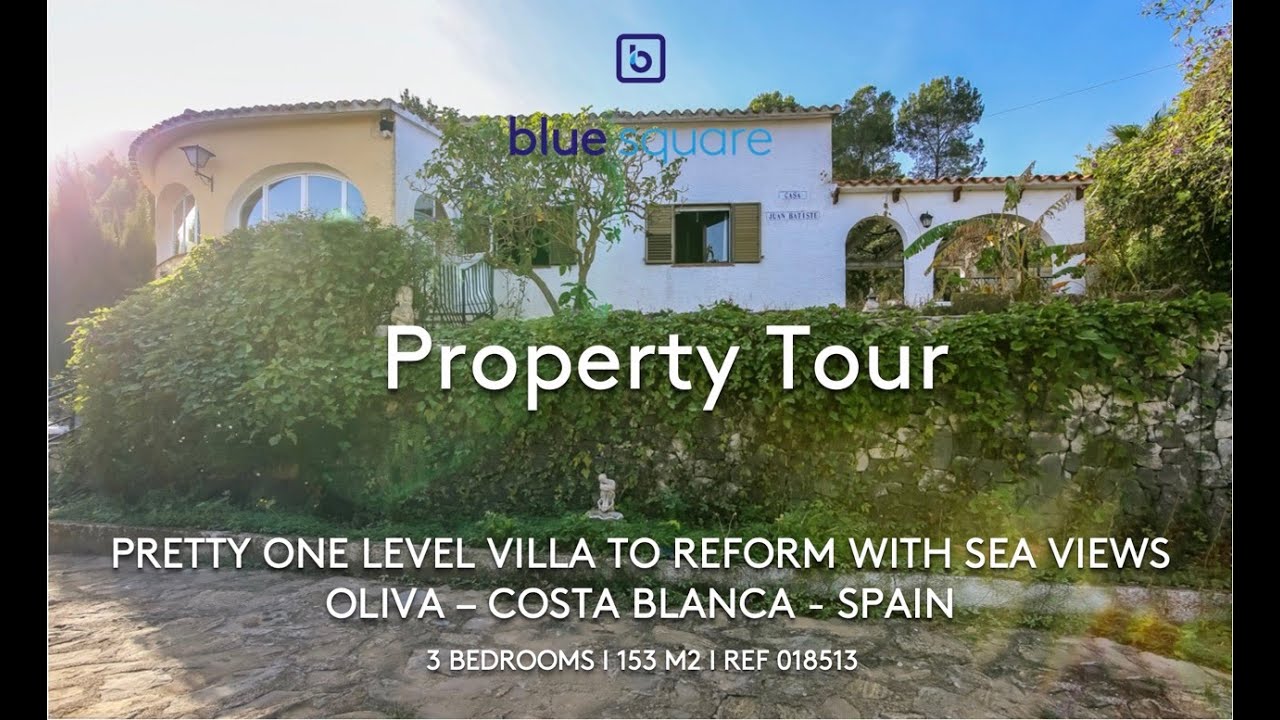 One level villa for sale to reform with sea & mountain views in Oliva I