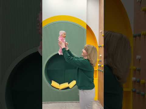 Інтерактивна лялька Baby Annabell Zapf Creation 706626 Аннабель, видео 1