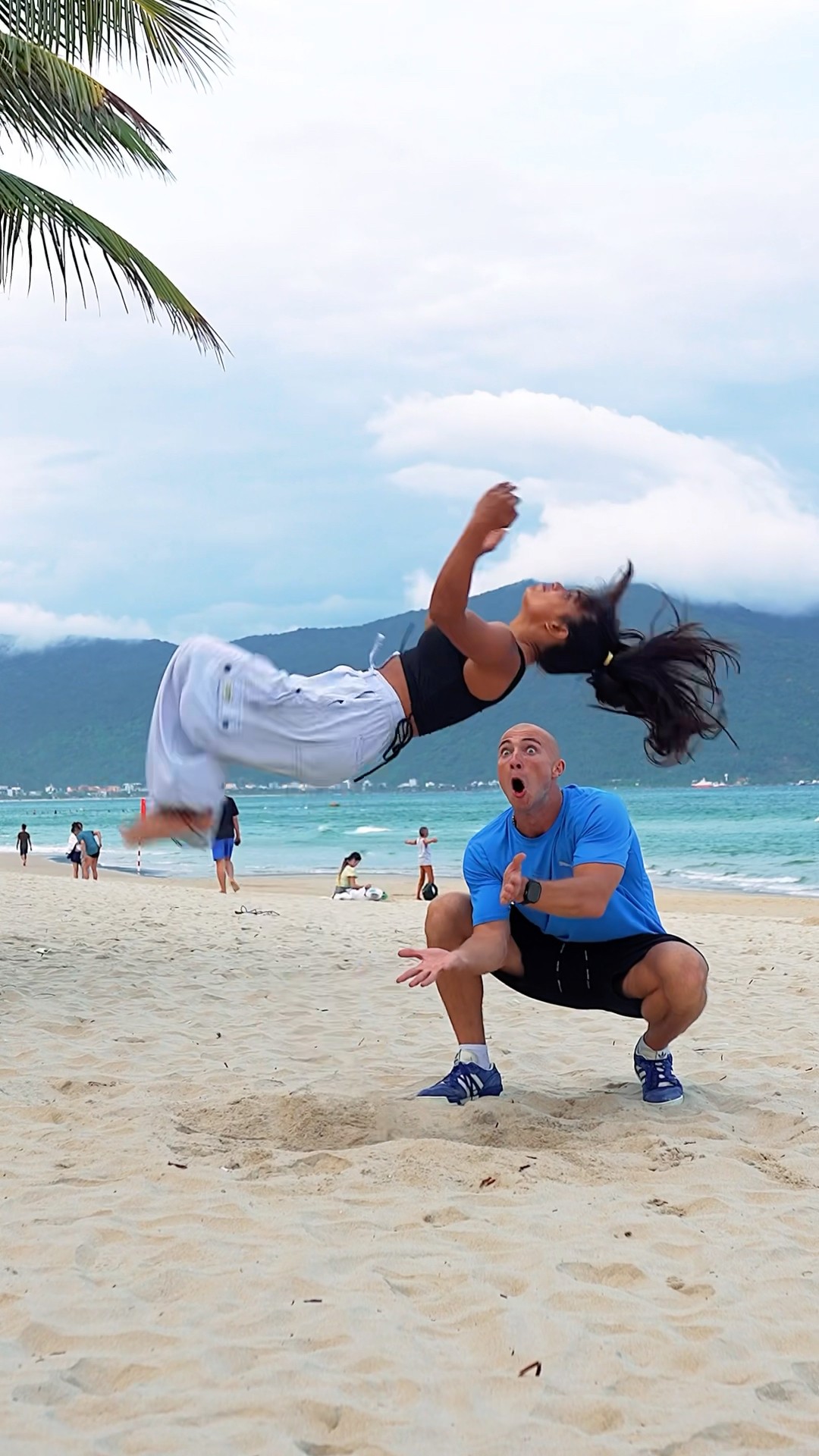 Taught a Girl How to Do a Backflip?? #kiryakolesnikov #prank #tutorial #stunt #parkour #funny