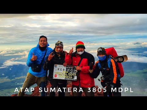 Pendakian Gunung Kerinci 3 hari 2 malam via jalur pendakian Kersik Tuo -Alhamdulillah Full senyum-