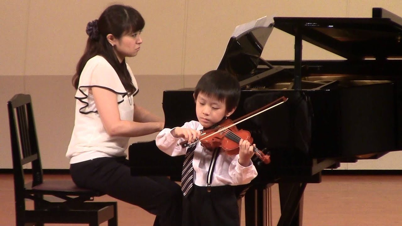 F.Seitz - Violin Concerto No.2, 3rd mvt. (Suzuki Violin 4-1) - YouTube