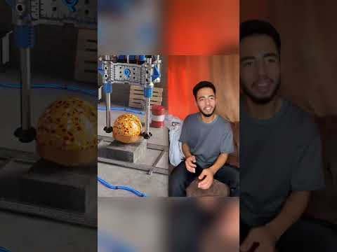 لما صحابك يشربوا شيشة في بيتك