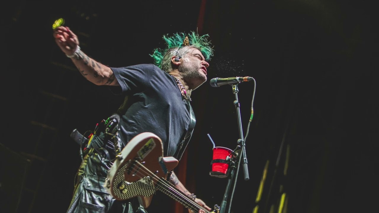 Fat Mike Gets Strung Out - Kids of the K Hole (Audio) - YouTube