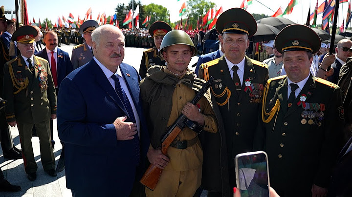 Лукашенко: Из Украины приехал? Но мы тебя не пустим воевать! // Трогательный момент у Кургана Славы!