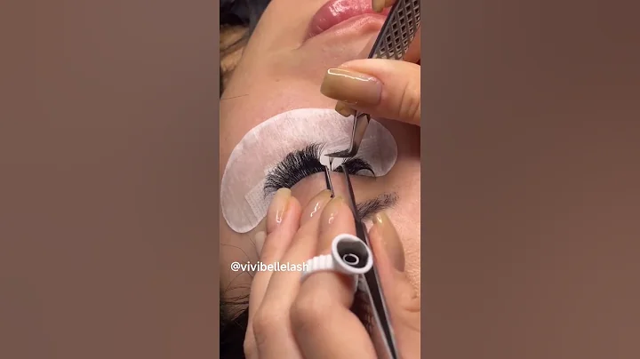 Russian Hybrid Volume Lashes Silk Soft Faux Mink Eyelash #eyelashextensions #eyelashes #lashartists