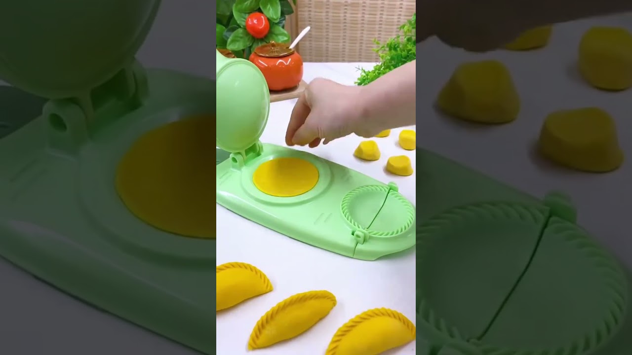 🔥  Product Link in the Comments! 🔥3in1 Dough Pressing Dumpling Maker Set