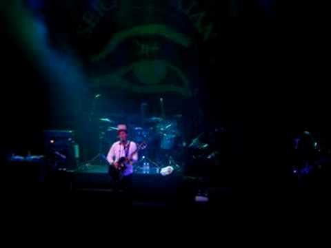 Serj Tankian - Saving Us (Live)