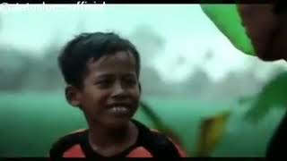 Status wa lucu tentang 