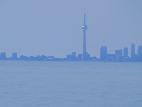 Toronto long distance telephoto video shows flat Earth