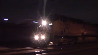 UP 6655 Meets UP 6556 in Wheaton, IL 11/20/20