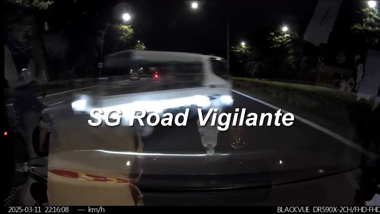 11mar2025 2 PIE lorry rear ended broken down lorry on lane 4 - YouTube