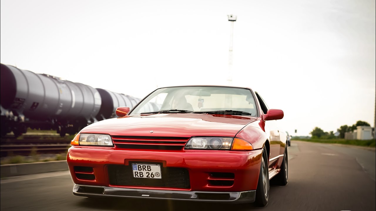 Nissan Skyline R32 GT-R CarPORN 4K - YouTube