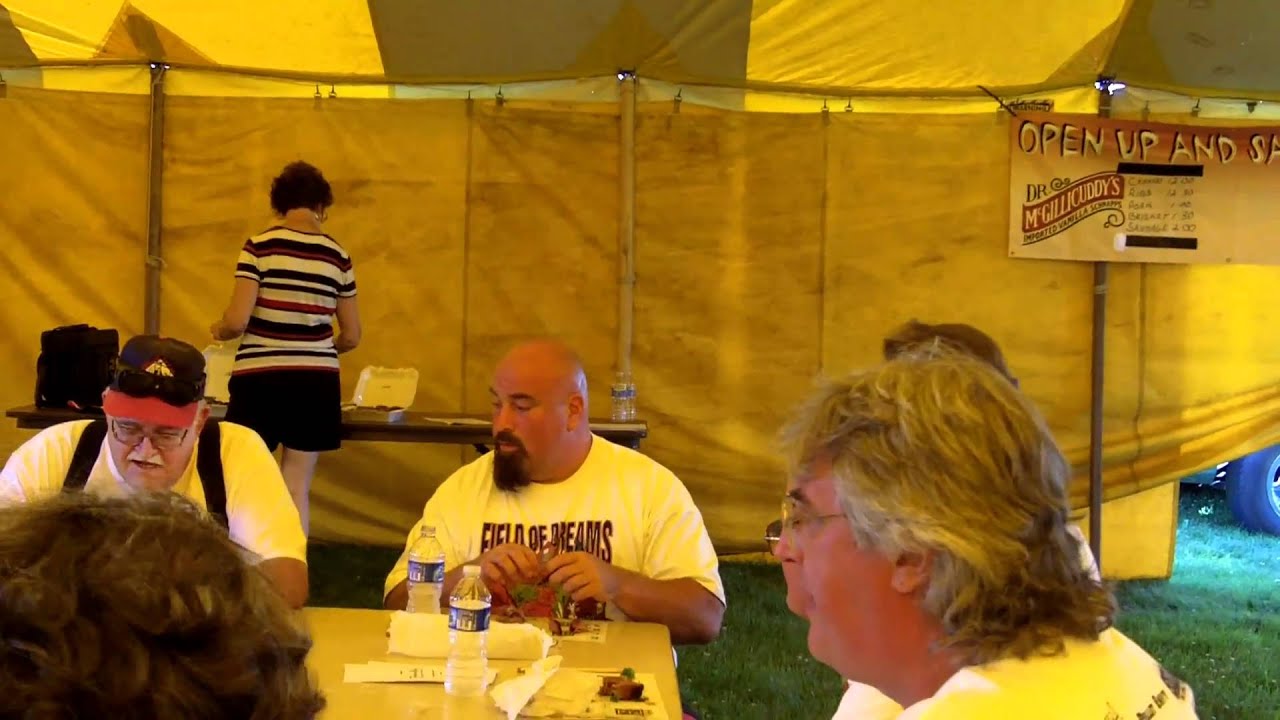 The judges comment on the Butt to Butt entries at the Shann