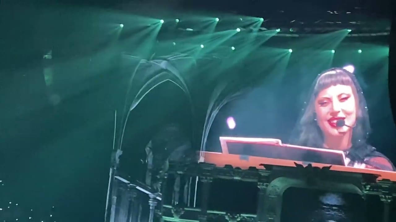 Lady Gaga - Die With A Smile - Toronto - Mayhem Ball Tour - 9/11/2025  