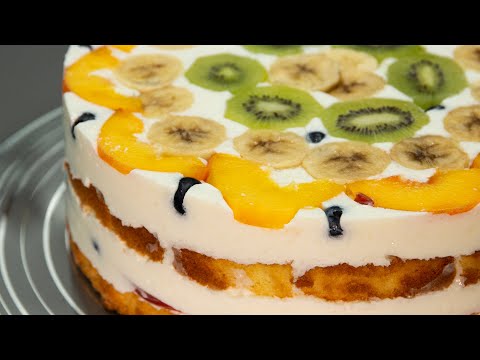 Видео рецепт Торт сметанный с фруктами