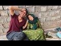 Disaster In The Desert A Giant Rock Hit Fatemeh S Eye Is Her Vision At Risk Disaster In The Desert A Giant Rock Hit Fatemeh S Eye Is Her Vision At Risk