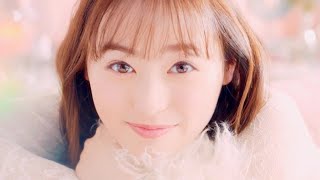 福原遥、思わず瞳に引き込まれそうになる“みつめ顔”／ジルスチュアート 1day UV CM