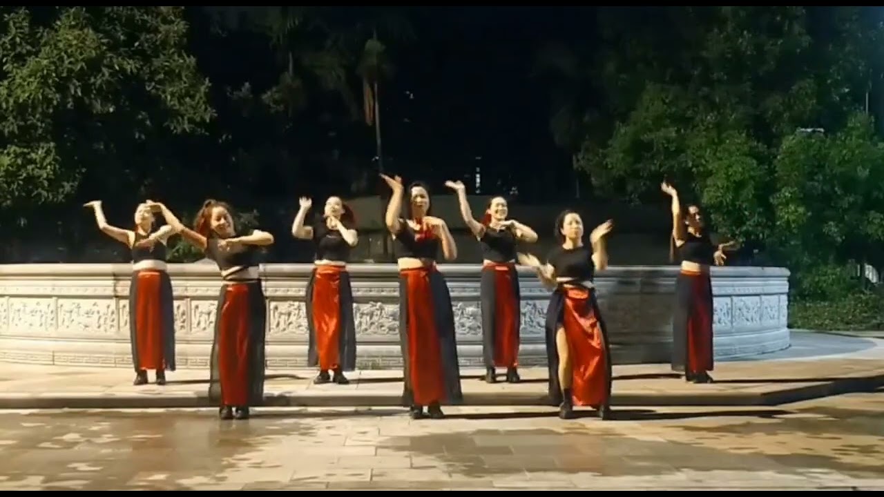 QUẺ BÓI remix- cover - choreo Thuận zilo Hảo Hảo 🥰 CLB zumba Tiêu Long 🥰💃💃💃